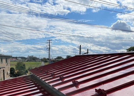 大崎市田尻町　E様邸屋根塗装工事、完了。